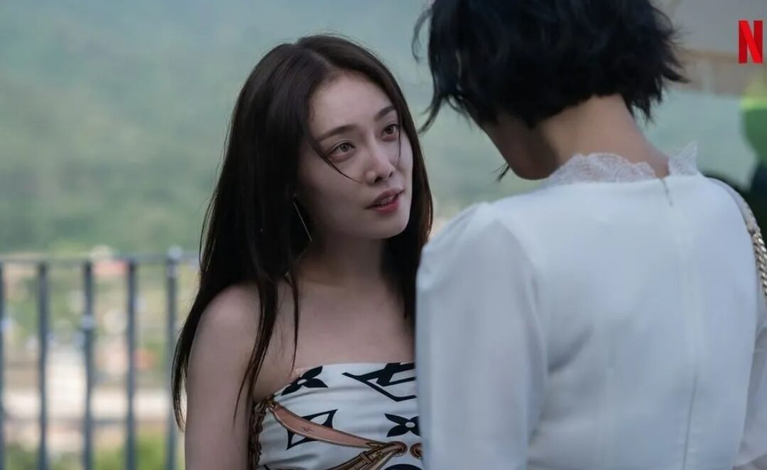 ‘더글로리’ 속 이사라의 그림을 전시회에서?
